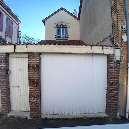 Les Etapes Chartraines Parking Wifi Jaccuzi Apartment Chartres Luaran gambar